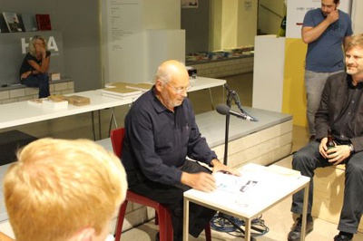 A house is not a house is not a house 29.07.2015