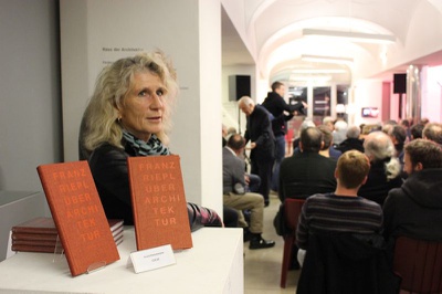 »Selbst in der Sparsamkeit ist Schönheit möglich« FRANZ RIEPL: ÜBER ARCHITEKTUR, 16.12.2015
