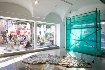 Ausstellung "Verhüllung und Verheißung" im HDA