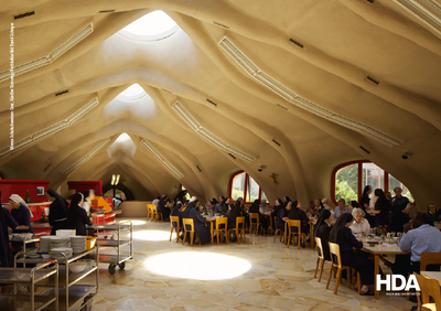 Mensa Schulschwestern Graz, Günther Domenig mit Eilfried Huth