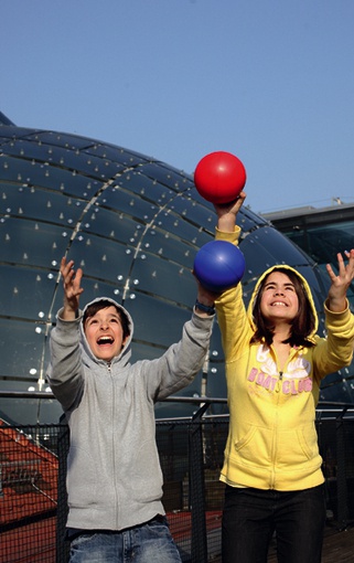 Wirbel in der Bubble. Kinderfest für Neugierige von 4-14 Jahren